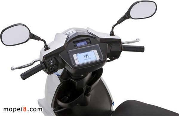 日本推新型電動摩托車A4000i可與iPhone連接