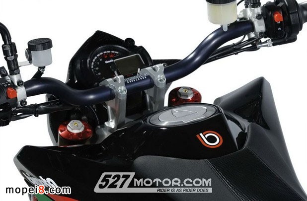 末代風(fēng)冷Hypermotard的代表之作Bimota DB10R