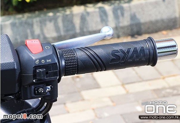 SYM GTS 300iĦ܇(ch)