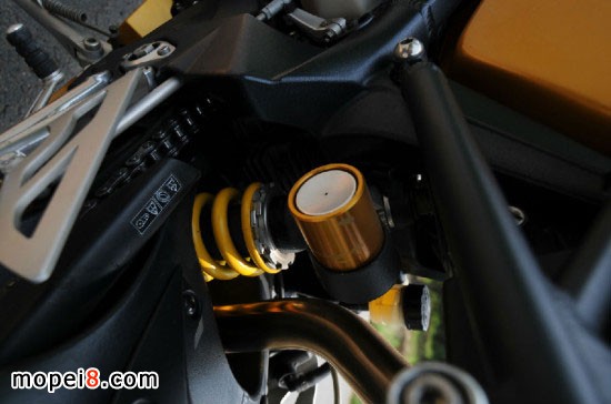 Triumph Daytona675摩托車