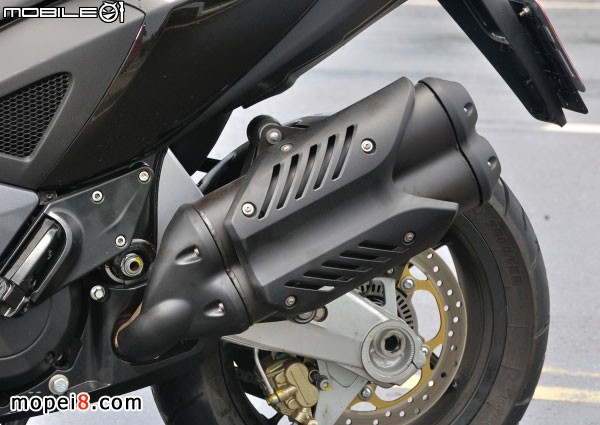 Śٿ_(d)Aprilia SRV850Ħ܇
