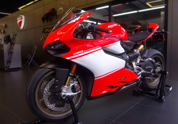 國內首臺售出的1199 Superleggera 實拍圖
