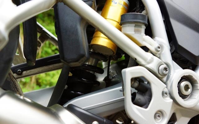 2013 BMW R1200GS水鳥摩托車懸吊