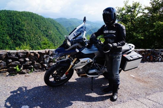 寶馬冒險車型2014BMW R1200GS摩托車評測