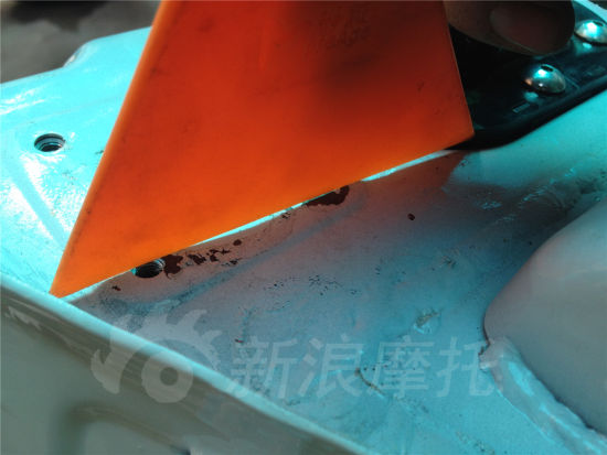摩托車油箱缺陷