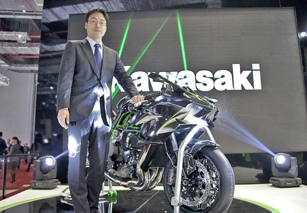 川崎摩托車Ninja H2R新品發布會在上海車展舉行