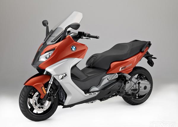 寶馬BMWG310R